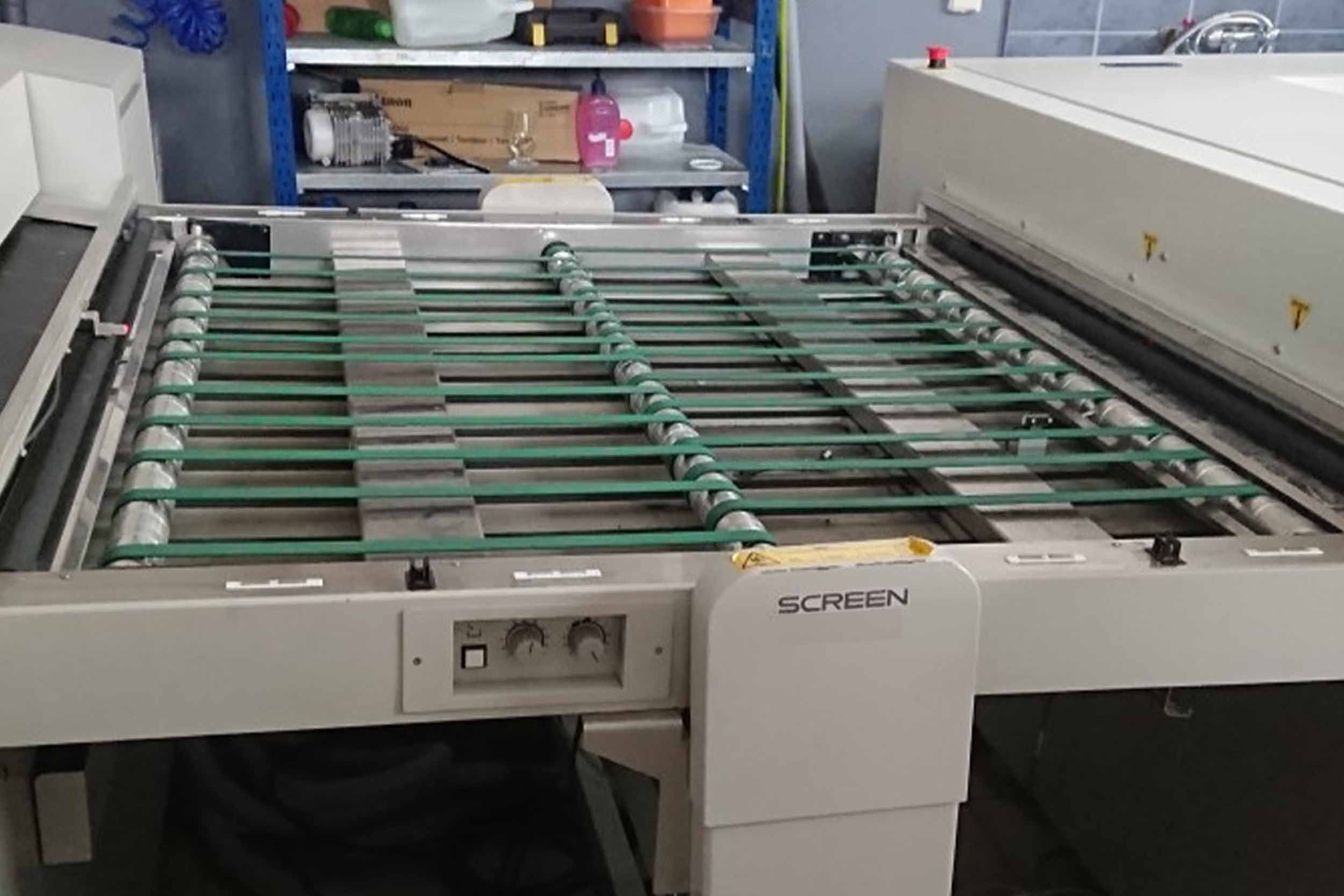 screen-pt-r8800iii-ReproPack-zu1